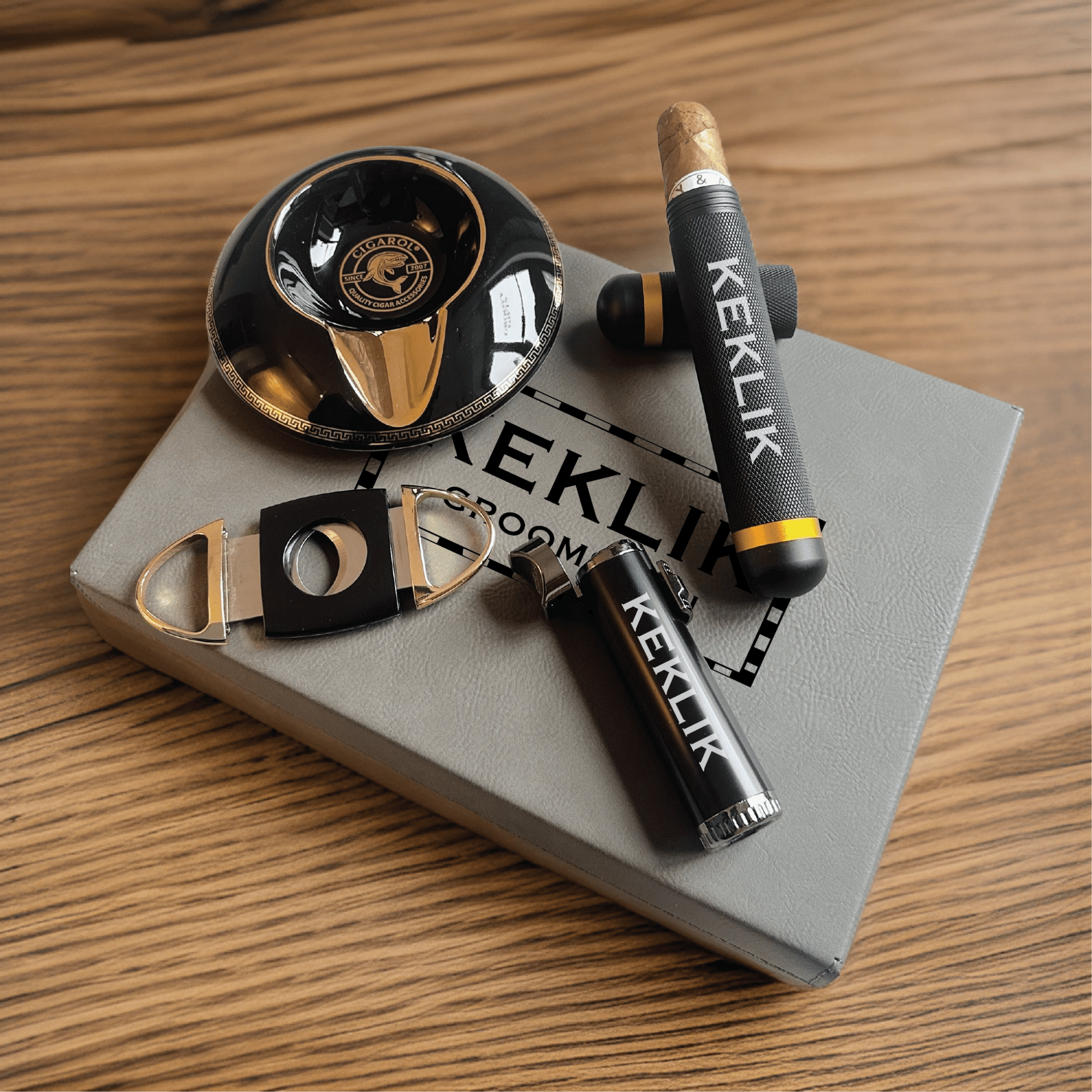 Ashtray Sir Stogie Set by Groovy Groomsmen Gifts