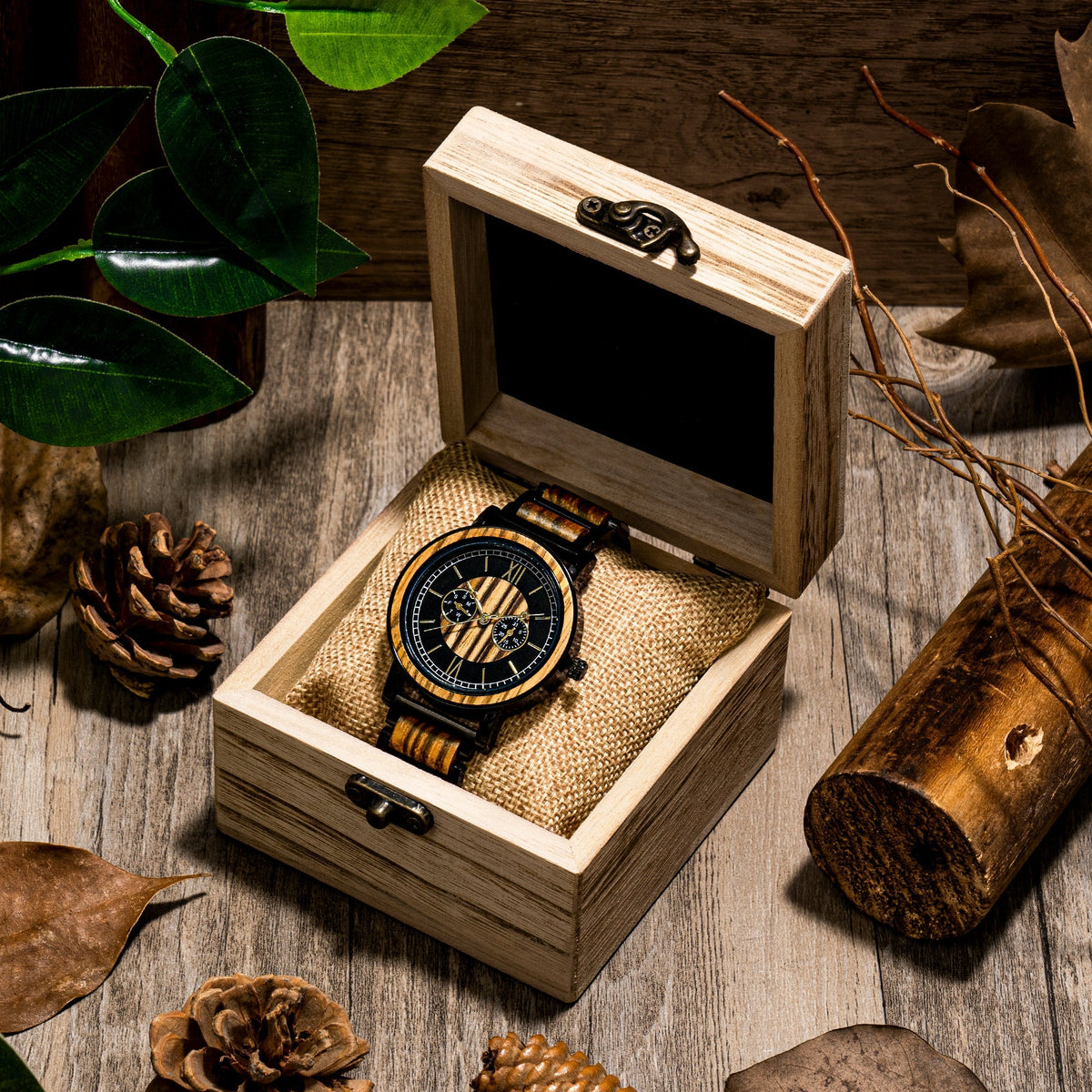 Elegant Engraved Watch - Groovy Groomsmen Gifts