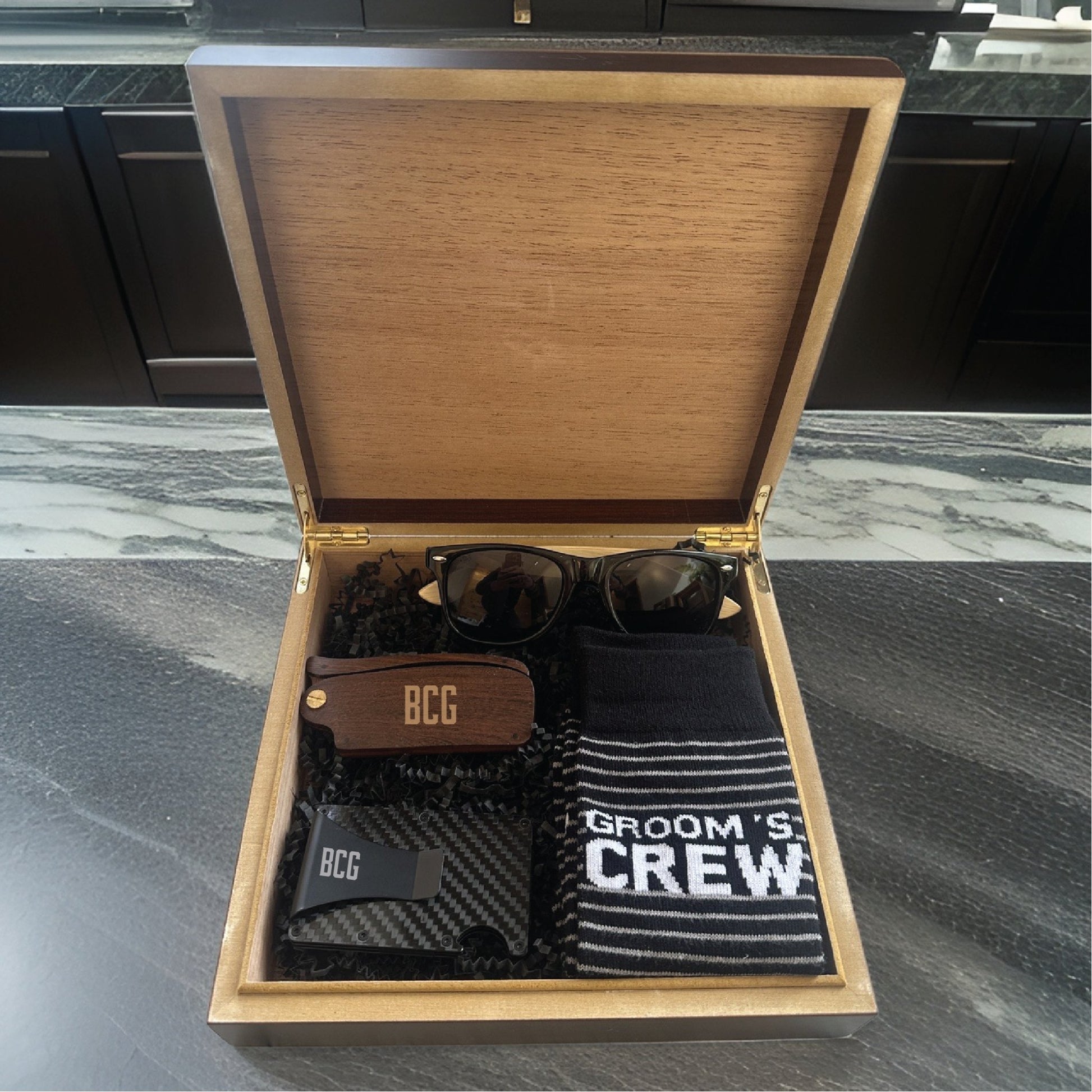 Elegant Groomsmen Collection - Groovy Groomsmen Gifts