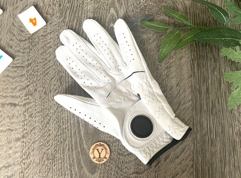 Fore Fingers - Groovy Groomsmen Gifts