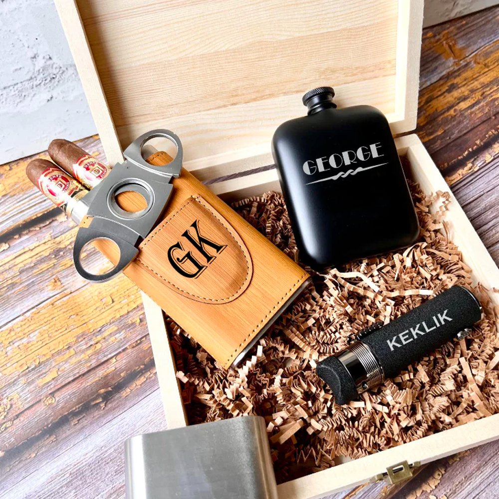 Box Set Lit And Light by Groovy Groomsmen Gifts