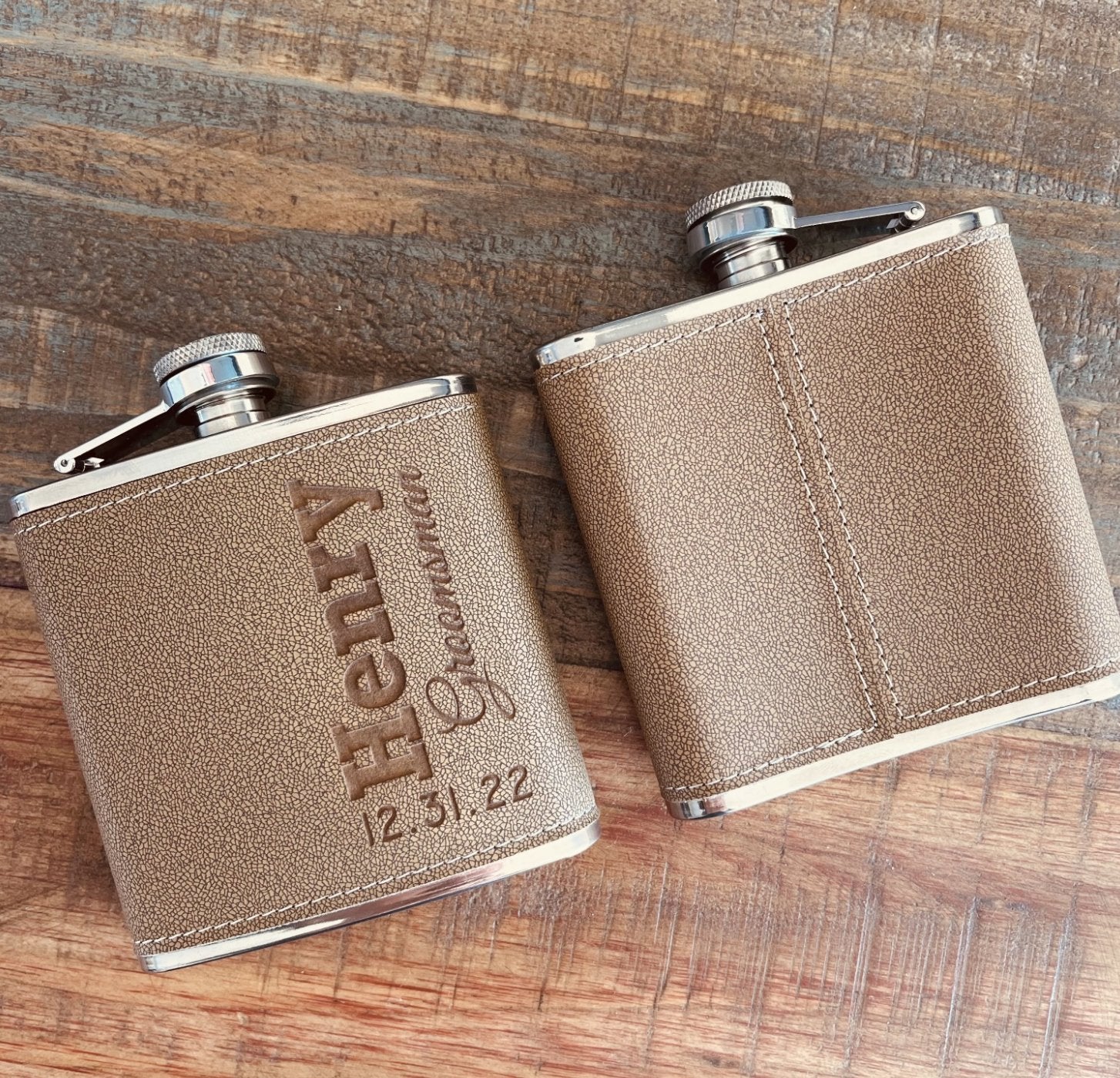 Personalized Leather Flask - Groovy Groomsmen Gifts