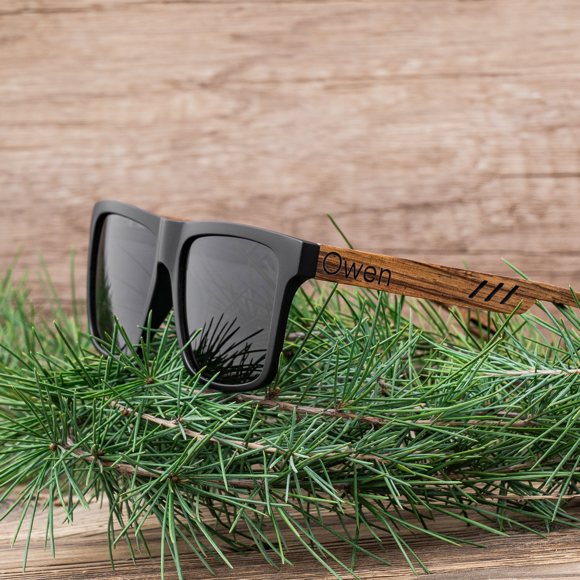 Wooden Wayfarers - Groovy Groomsmen Gifts