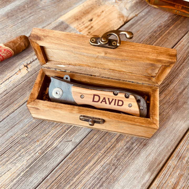 Personalized Wooden Knife Block - Including Knife Set - Engraved (Left Side)