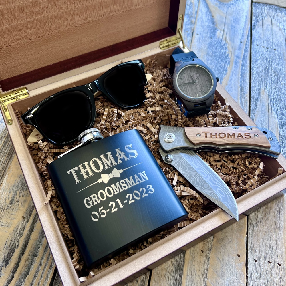 Luxury Best Man Wedding Gift Box, Elegant Personalized Best Man Thank You  Box, Modern And Customized Groomsman Wedding Proposal Box With A Question  Or Thank You Card