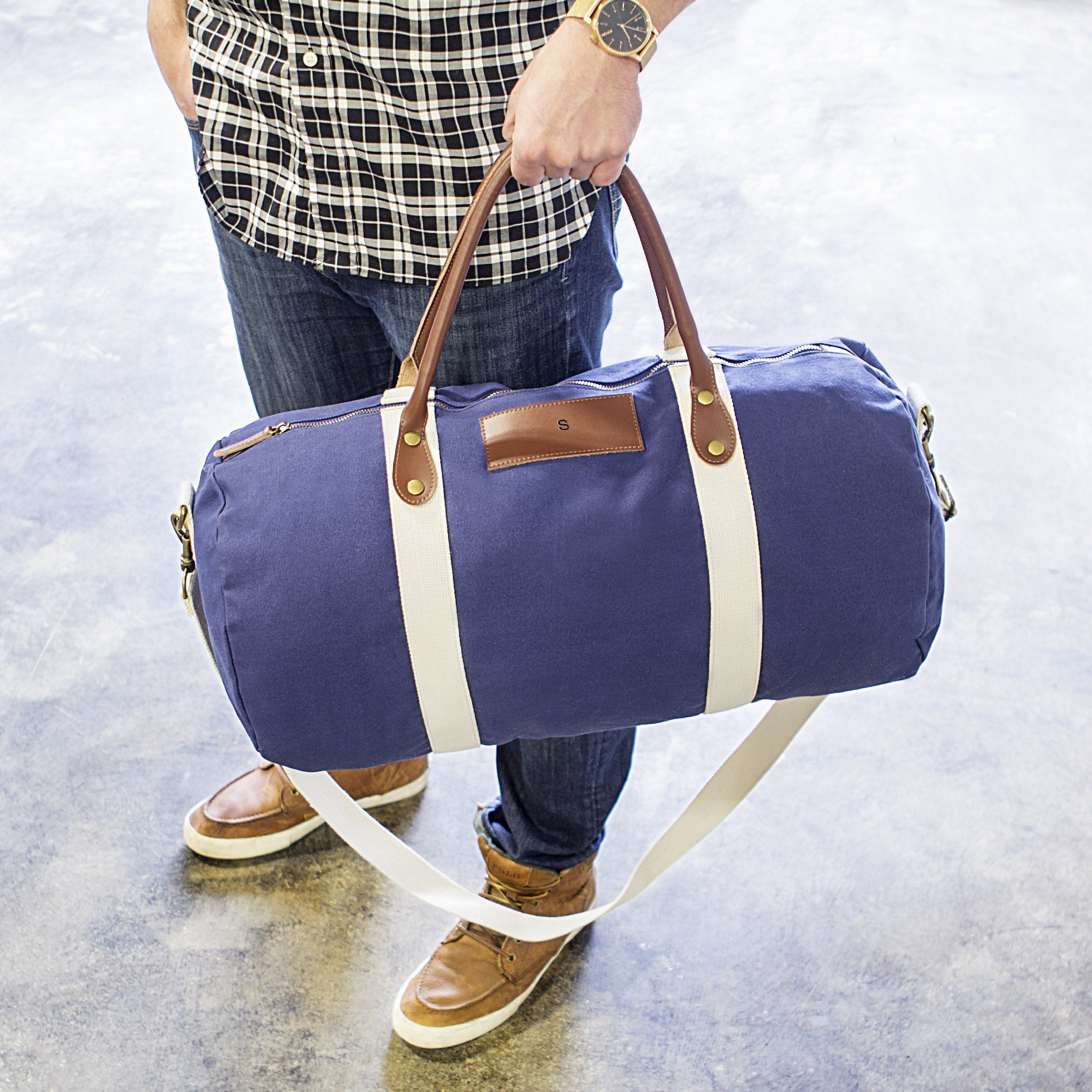 19 Great Custom Monogrammed Duffel Bags - Groovy Groomsmen Gifts